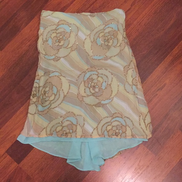 SOLD - Zara Size 6 100% Silk Green, Blue, Sequins - Picture 2 of 7